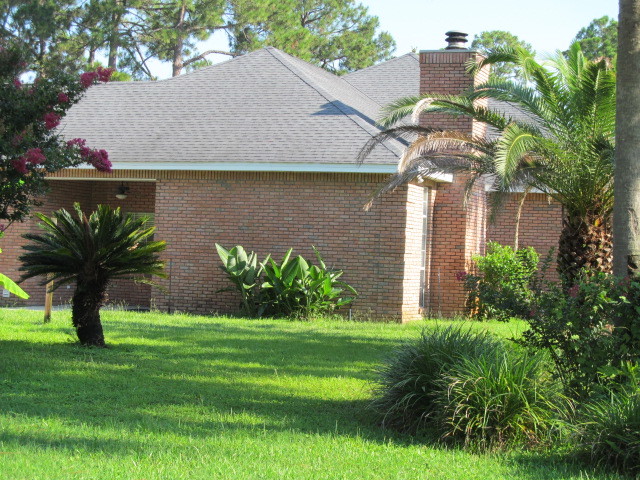 Building Photo - Grand Lagoon Shores