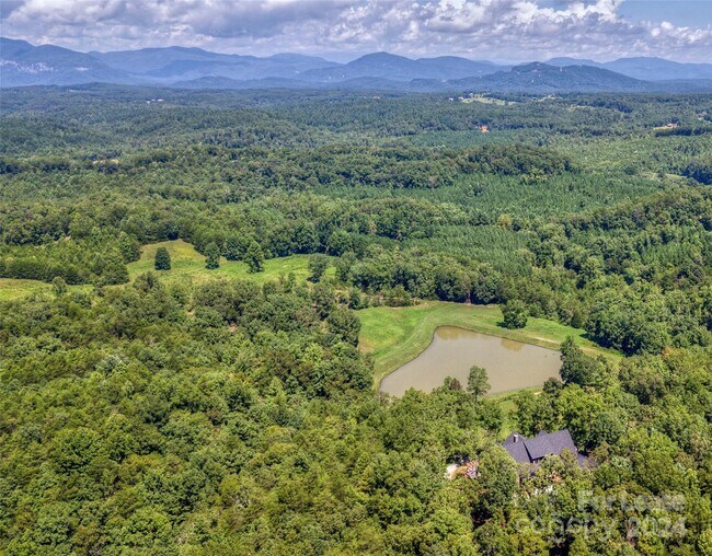 Foto del edificio - 267 Rock Spring Rd