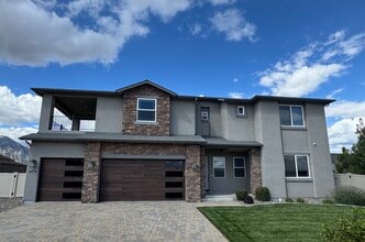 Building Photo - 1026 Sun Crest Ct