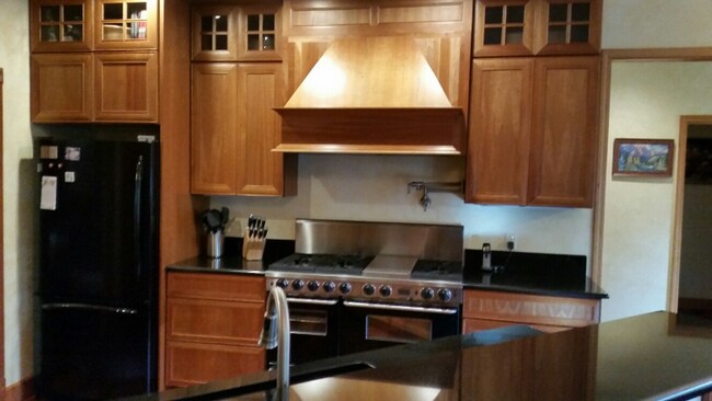 Foto del edificio - 2186 Tamarack Ln