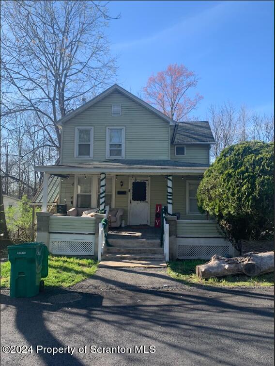114 Elk St, East Stroudsburg, PA 18301 Room for Rent in East