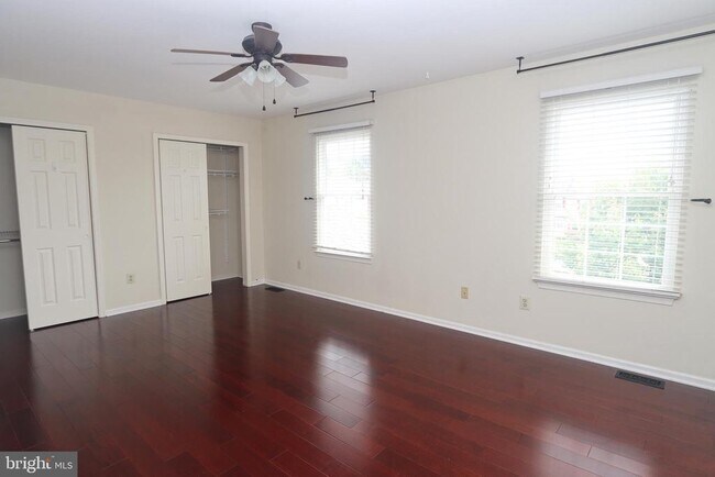 Foto del edificio - 403 Essex Ct