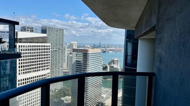 Foto del edificio - 801 S Miami Ave