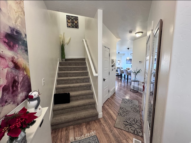 Foto del edificio - 7571 N Cottage Ln