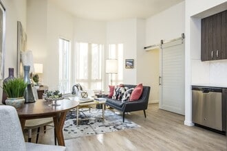 Interior Photo - 11 Marché Apartments