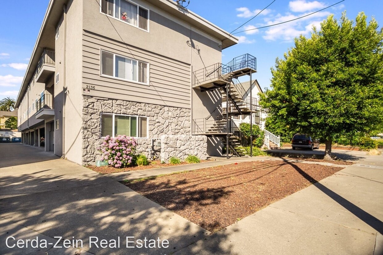 2136 Lincoln Ave, Alameda, CA 94501 Room for Rent in Alameda, CA