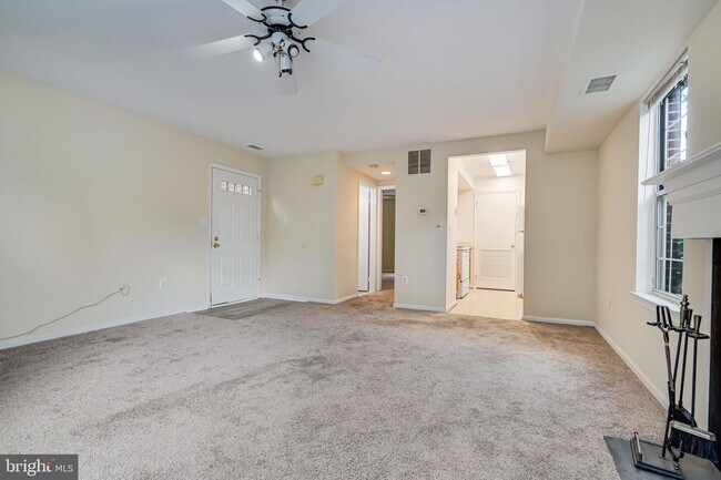 Foto del edificio - 2596 S Arlington Mill Dr