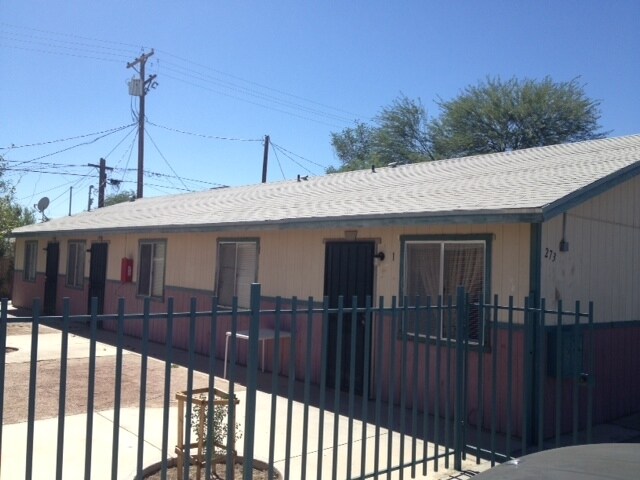 Primary Photo - 263-273 W Heil Ave