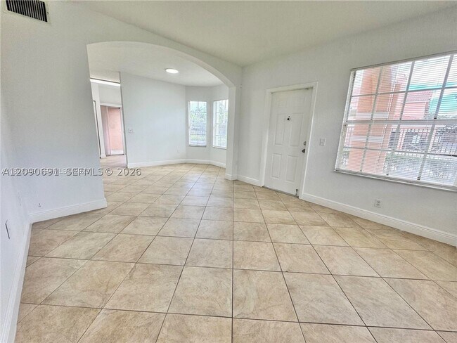 Building Photo - 507 Belmont Ln