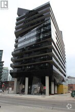 Building Photo - 21-921 Lawren Harris Square