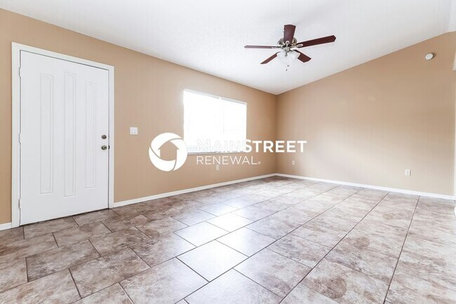 Building Photo - 3 Bedroom Pet-Friendly Home in Spring Hill, FL with Main Street Renewal