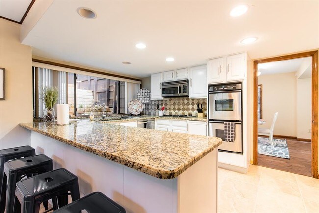 Foto del edificio - 2407 Winding Hollow Ln