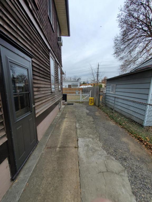 Building Photo - 130 Rt 156