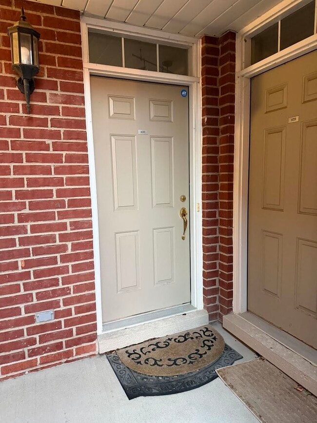 Building Photo - 1137 Brent Rd