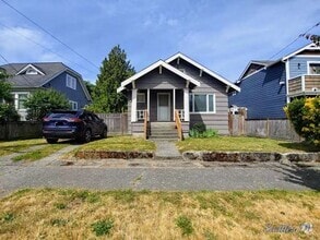 Building Photo - 4017 20th Ave SW