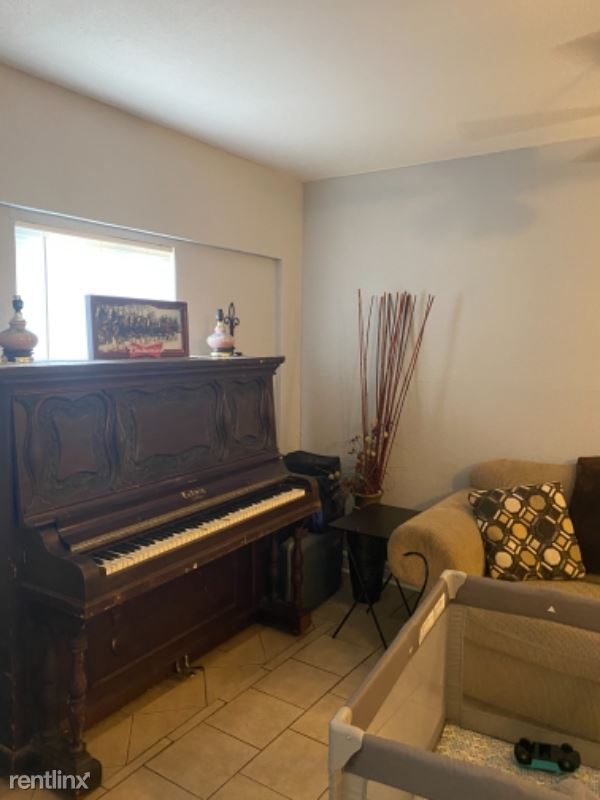Foto del edificio - 3 br, 1 bath House - 4259 Summer Sun Ln