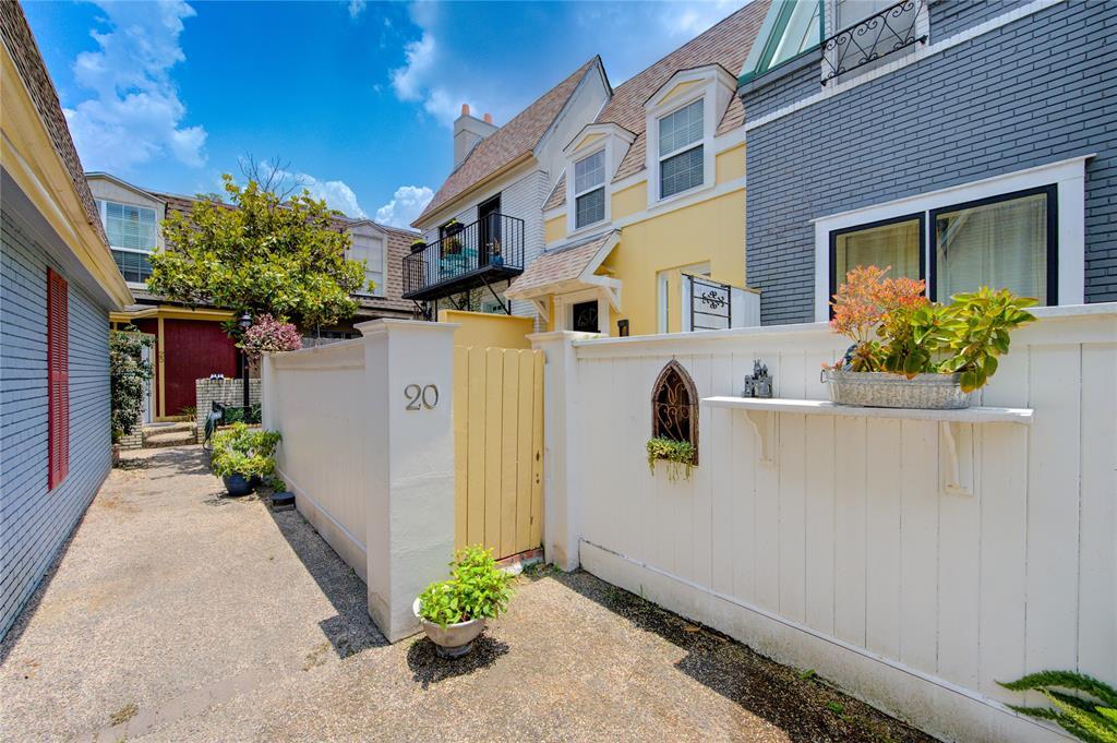 Foto principal - 811 Lovett Blvd