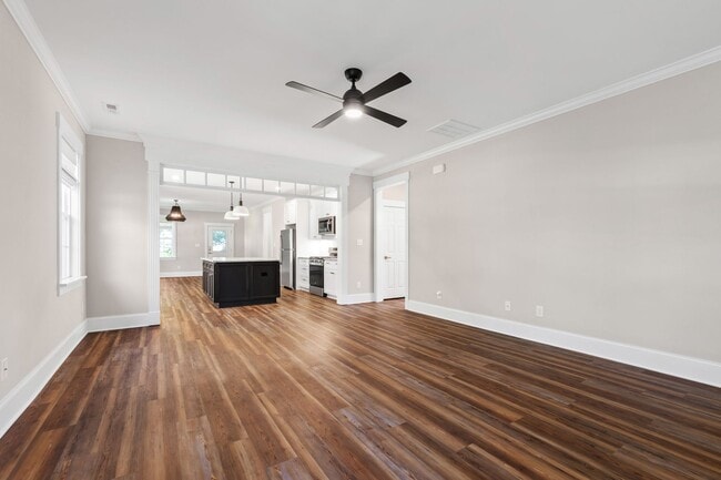 Foto del edificio - Beautifully Built Ranch Home in Desirable ...