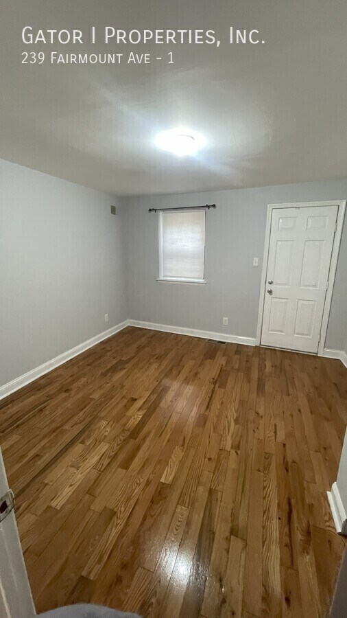 Foto del edificio - 239 Fairmount Ave