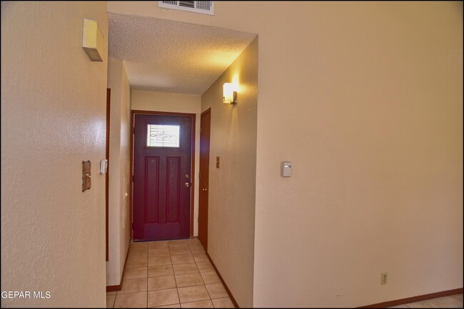 Foto del edificio - 11645 Gordon Cooper Ln