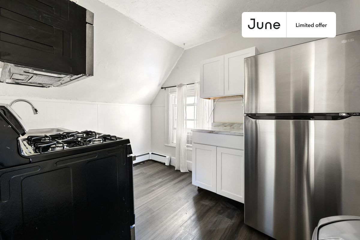 Foto principal - 274 Seaver St