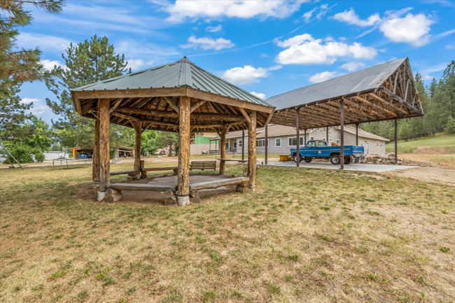 Building Photo - 1126 Banks Lowman Rd