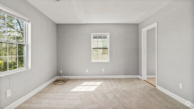 Building Photo - 1451 W Ocean View Ave