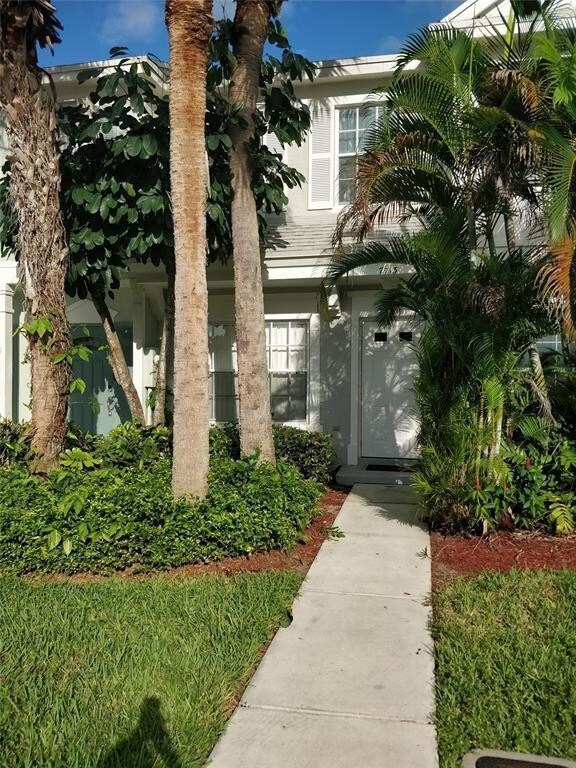Building Photo - 7913 Sanibel Dr
