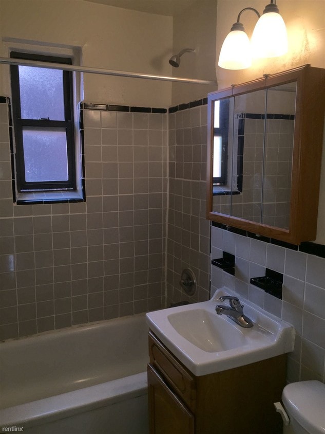 Building Photo - 6110 Alderton St