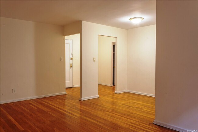 Foto del edificio - 109-23 71st Rd