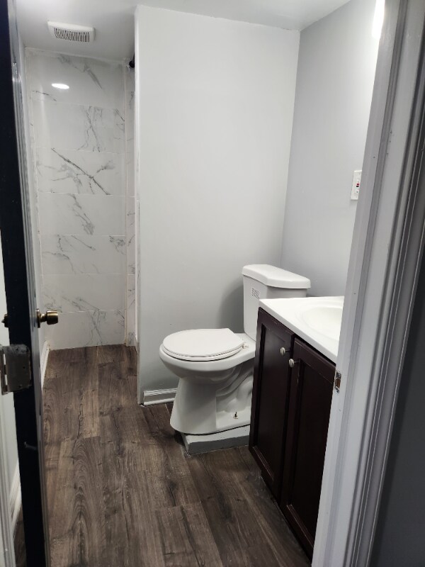 Foto del edificio - 4883 Melbourne Rd