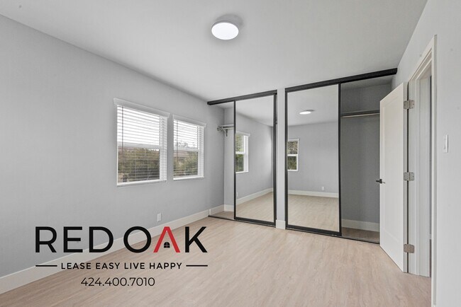 Foto del edificio - Outstanding Two Bedroom on the Top Floor w...