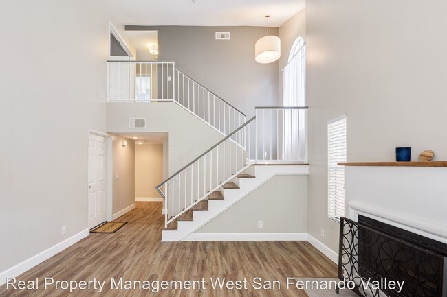Foto del edificio - 3 br, 2 bath House - 21021 1/2 Gault St #9