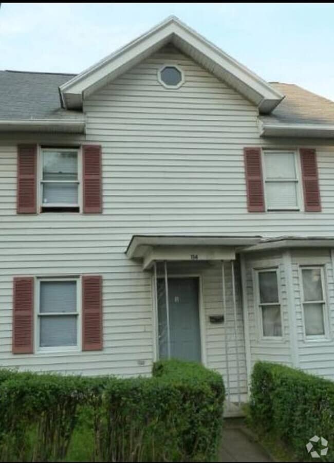 Building Photo - 114 Cooke St