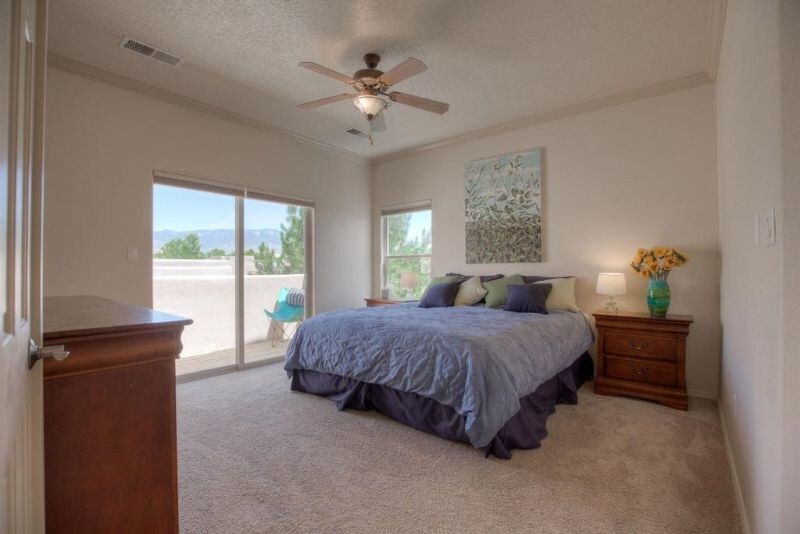 Primary Photo - Beautiful Desert Ridge 3 Bedroom Available!!!