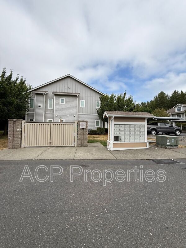 Foto del edificio - 4654 Celia Way