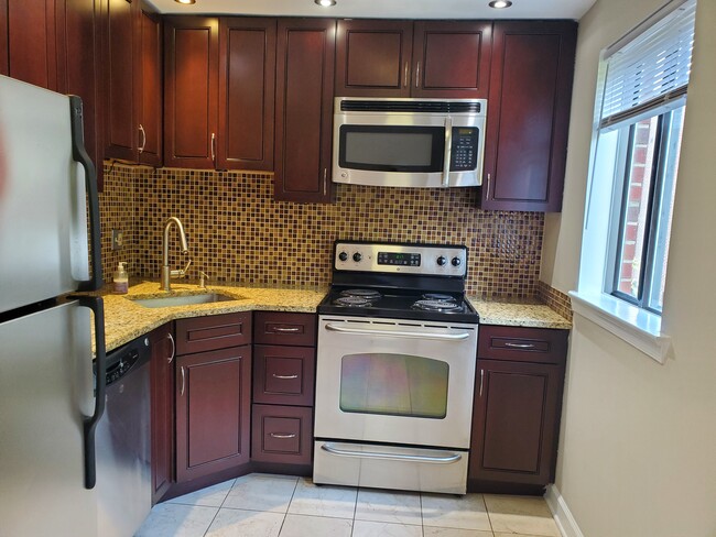 Foto del edificio - 1097 Paper Mill Ct NW