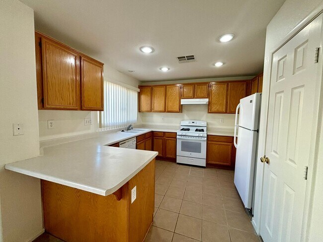 Foto del edificio - 6248 Desert Lavender Ave