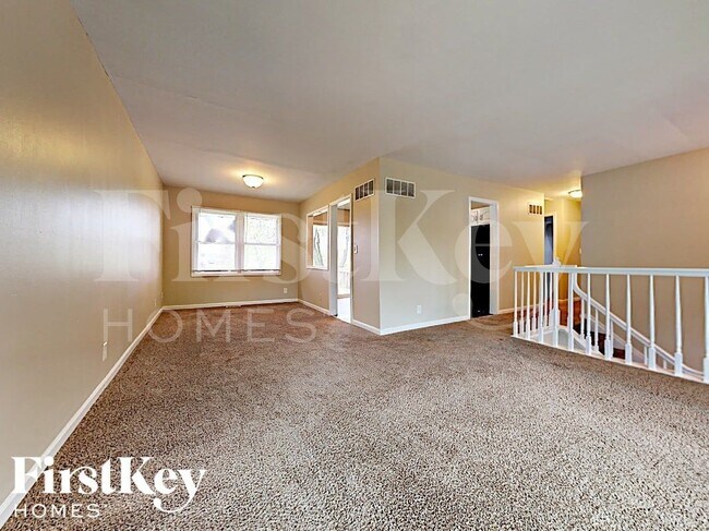 Building Photo - 1838 Ashwood Ln