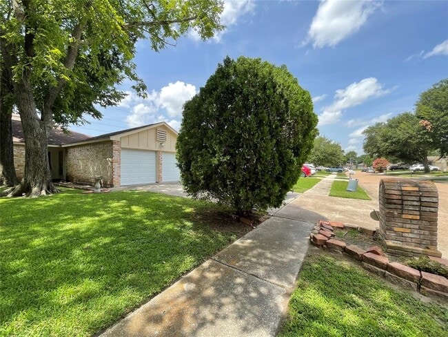 Building Photo - 16311 Golden Sage Ln