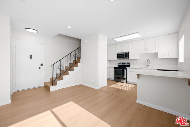 Foto del edificio - 1206 S Holt Ave