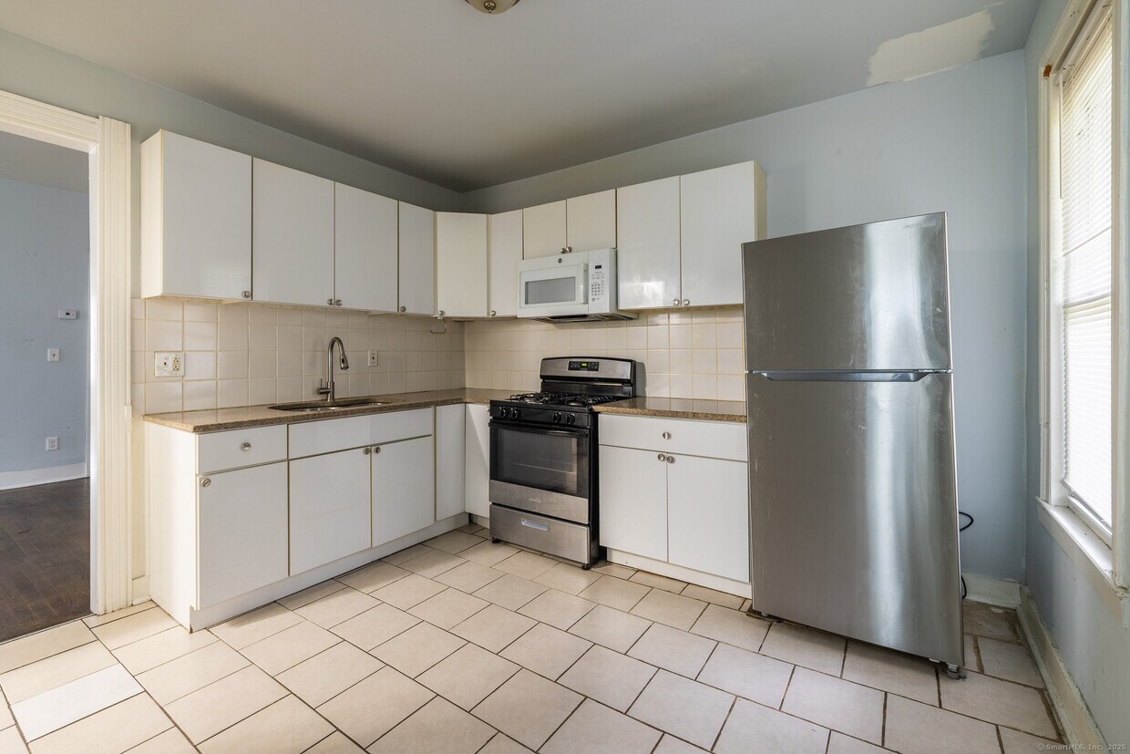 Foto principal - 383 Myrtle Ave