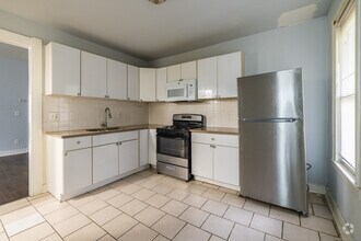 Building Photo - 383 Myrtle Ave