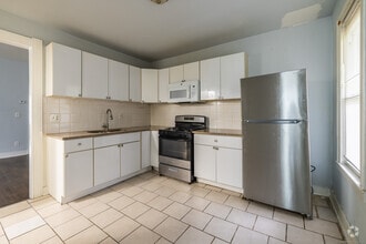 Building Photo - 383 Myrtle Ave