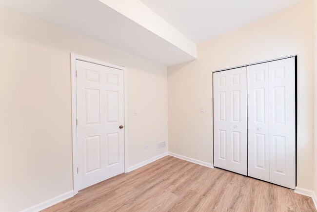 Foto del edificio - 5025 W Huron St