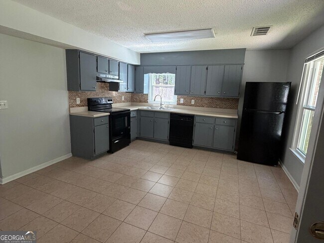 Foto del edificio - 5677 Heron Ct
