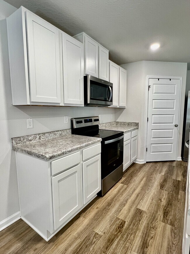 Building Photo - 3059 Heritage Plantation Blvd