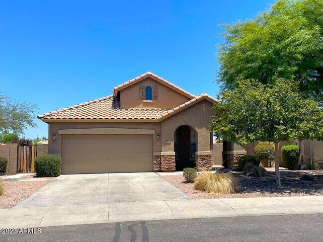 Building Photo - 6557 S Classic Way