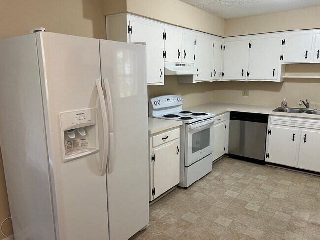 Foto del edificio - 717 Grove Ave