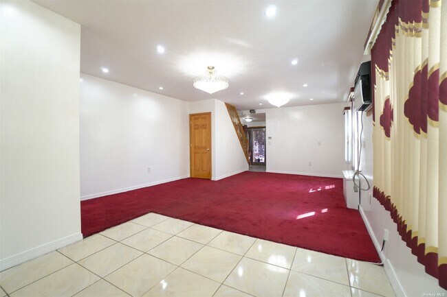 Foto del edificio - 86-28 144th St